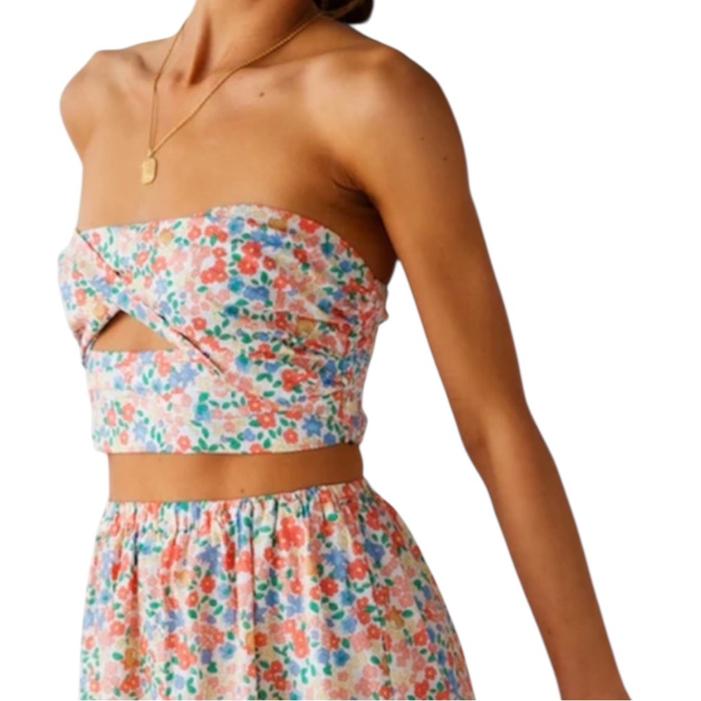 Hello Molly Multicolor Floral Strapless Crop Top bandeau smocked back NWT